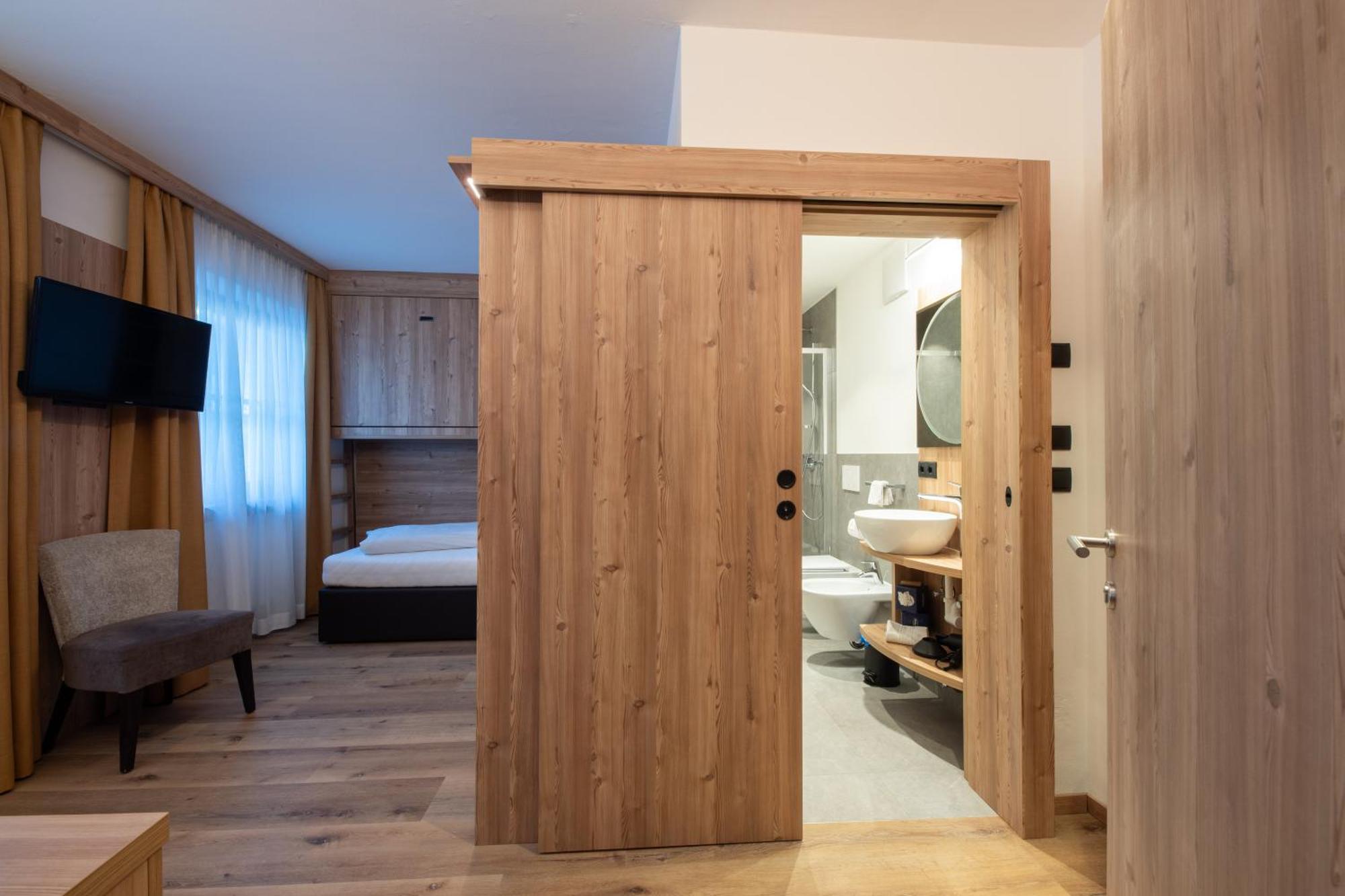 Hotel Mondschein Sesto Kültér fotó